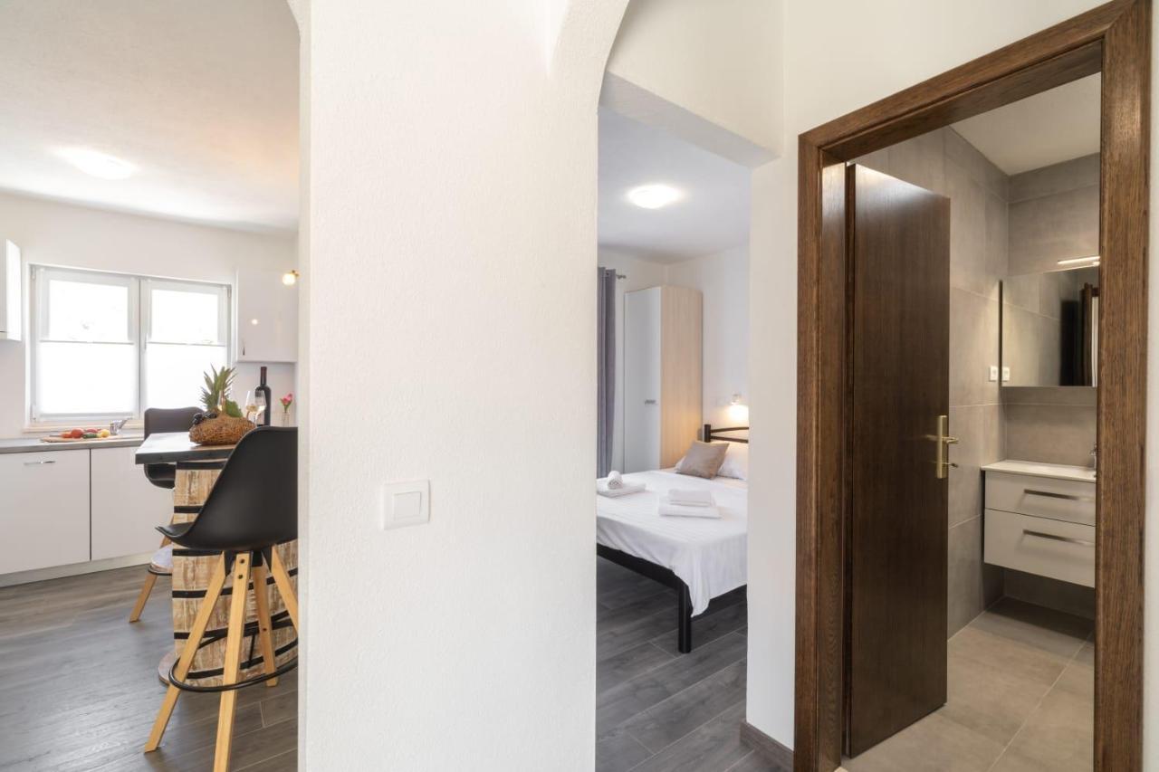 Maloa One Bedroom Apartment Smokvica  Exteriör bild